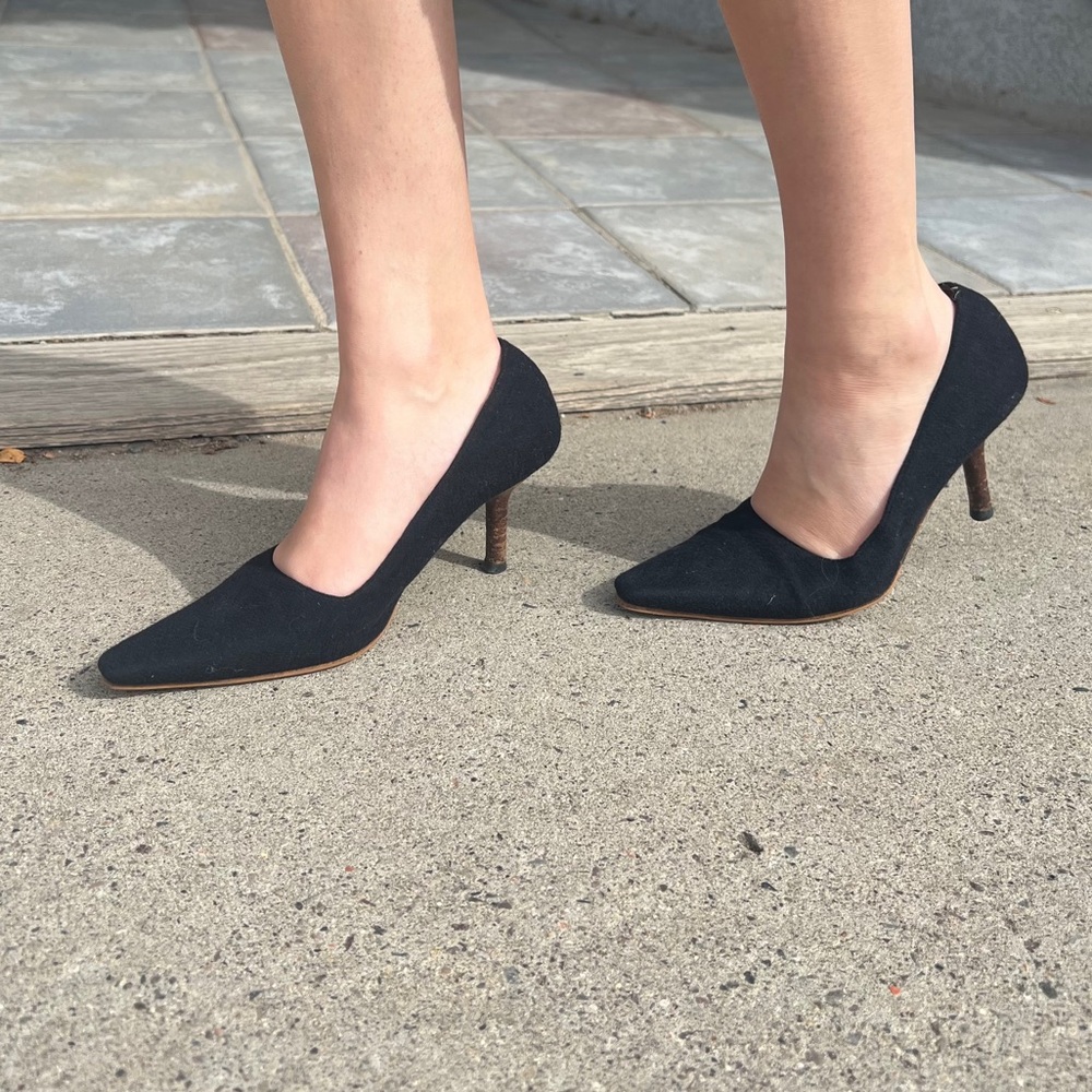 Gucci Size 4.5 C Black Wool Pointy Toe Pumps